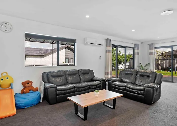 Holiday home 6 Bedrooms Hillside Rotorua
