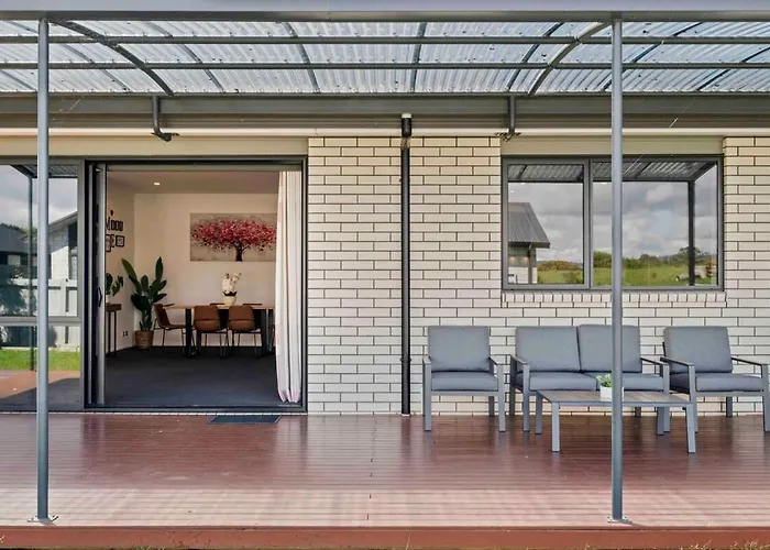 6 Bedrooms Hillside Holiday home Rotorua
